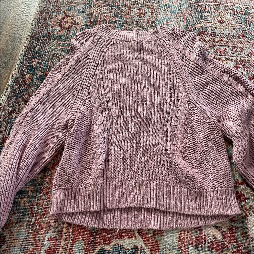 AMERICAN EAGLE SWEATER